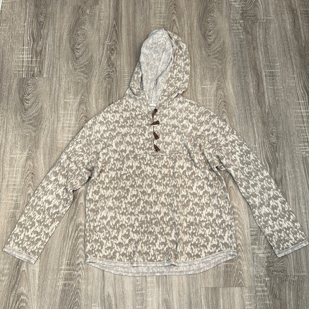 Light Weight Hooded Sweater